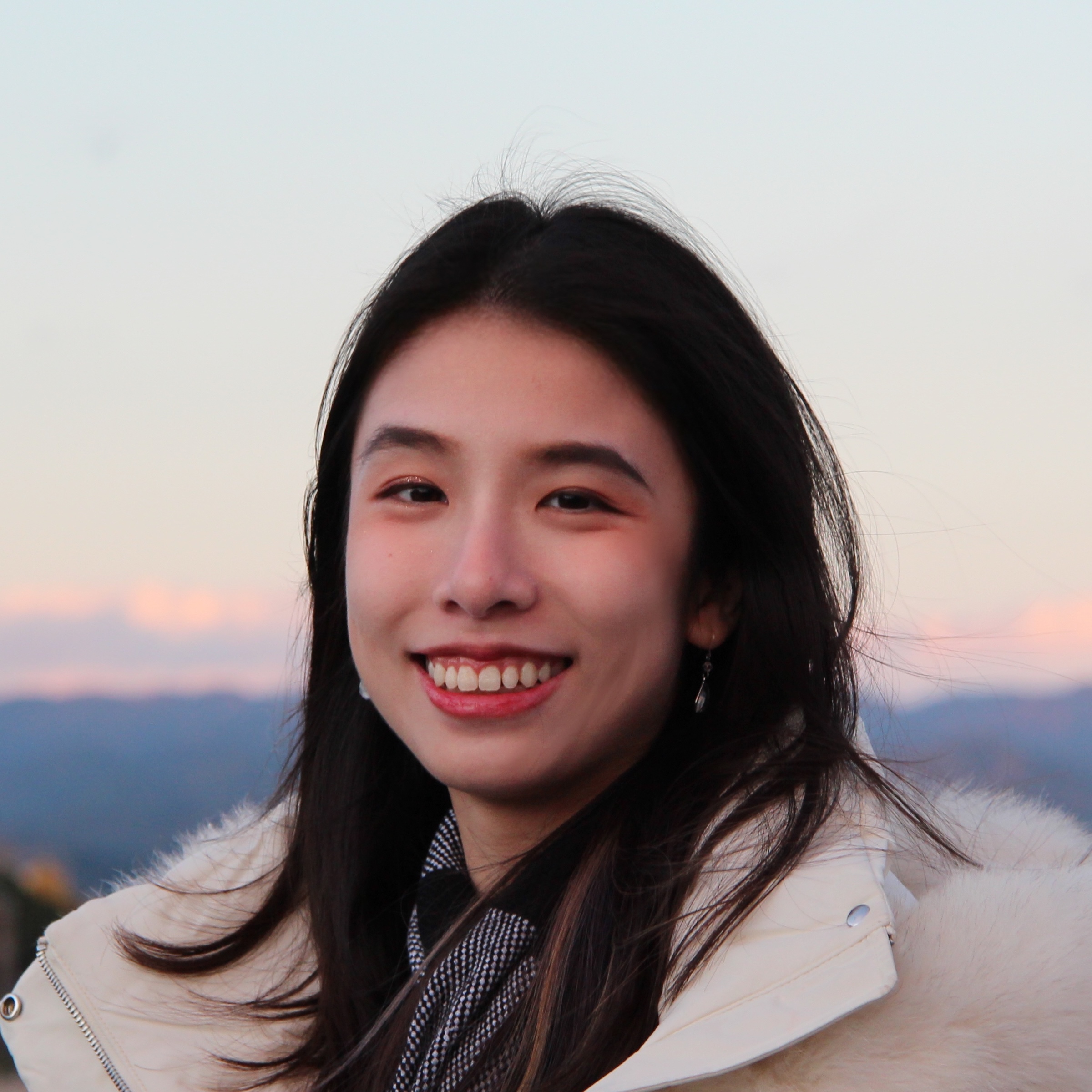 Ziqi Huang 黄子琪